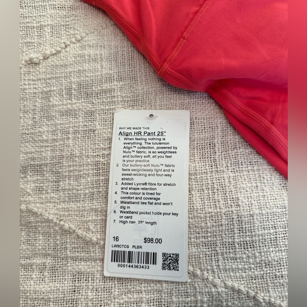 Lululemon Align Leggings 💕 - Picture 2 of 2